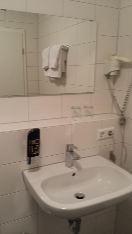 Hotel Alte Krone Tübingen Zimmer foto