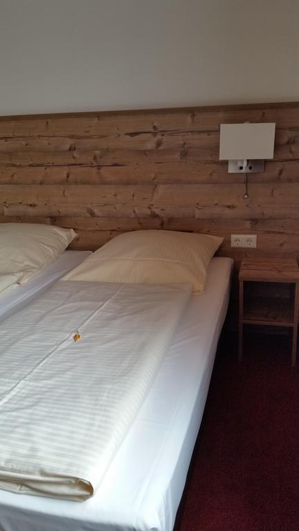Hotel Alte Krone Tübingen Zimmer foto