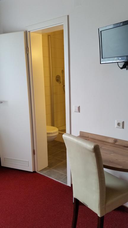 Hotel Alte Krone Tübingen Zimmer foto